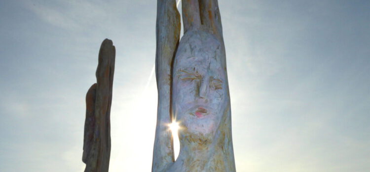 Holzskulpturen